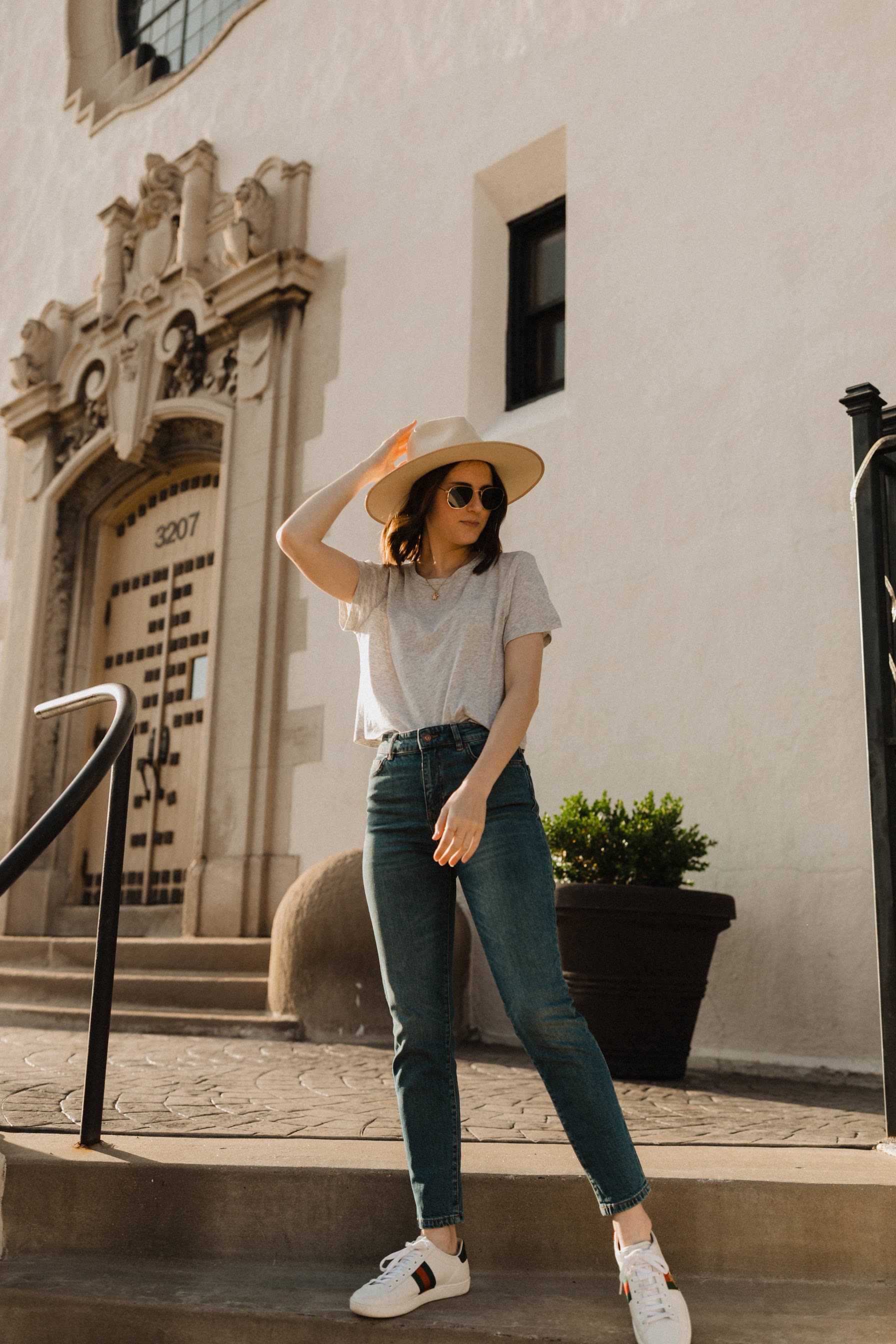 Summer basic best sale outfits